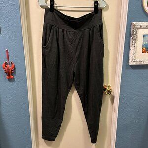 Vuori Lux Harem Pant Sz L